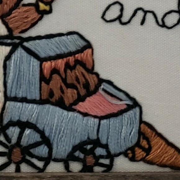 Framed Embroidery Nursery Vintage 15" x 14" - Picture 3 of 8